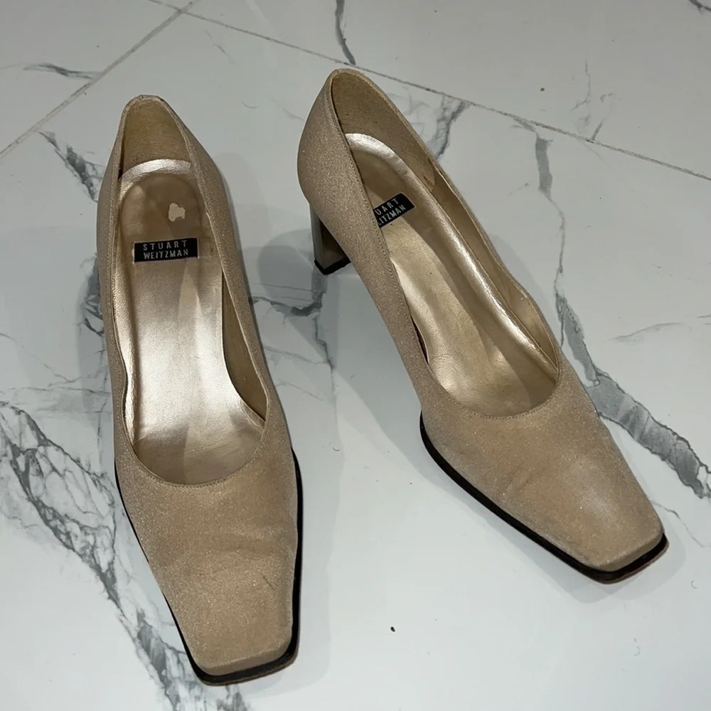 Stuart Weitzman Shimmery Champagne Heels size 6.5 - Picture 2 of 12
